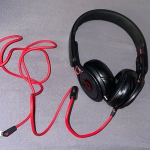 Beats headphones mixr